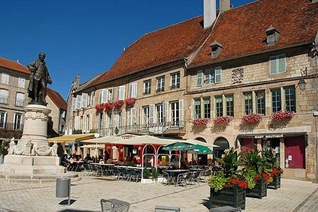 Le Nid D Hirondelles - Terrasse Jardin Grand Garage Villa Langres Exterior photo